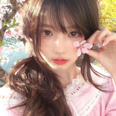 季春奶奶海报